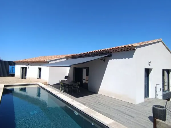 Maison 5 pièces / 4 chambres / 180 m2 / 900 m2 de terrain