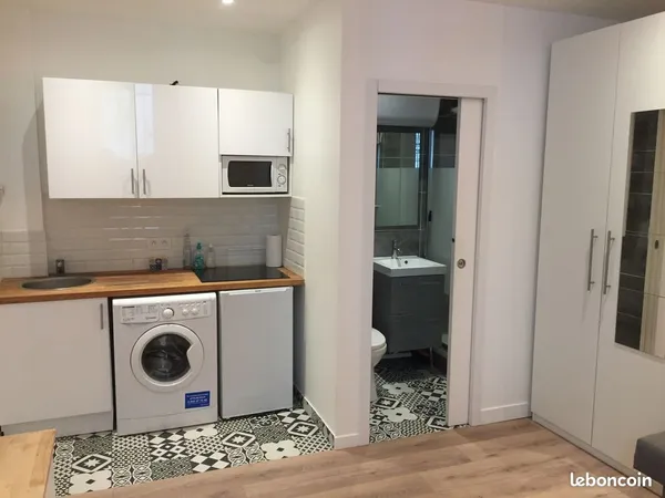 Studio 20m2 meublé - 75011