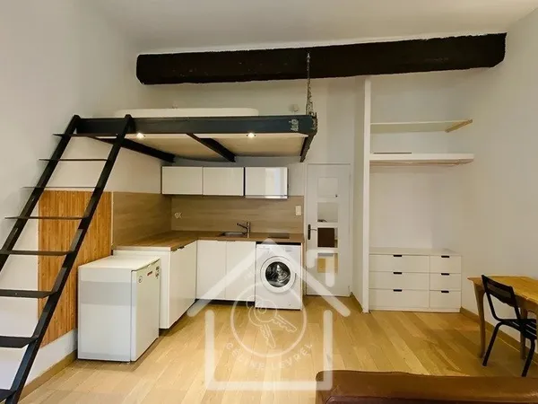 Appartement à vendre 1 pièce Studio lumineux avec mezzanine AIX EN PROVENCE hyper centre (13)