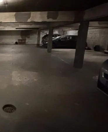 Parking moto