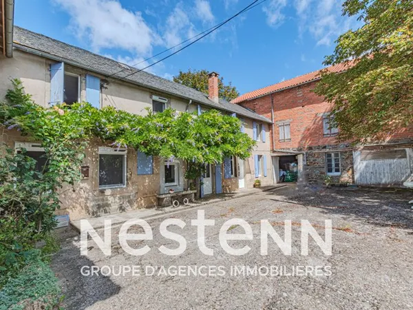Maison Alban ancienne ferme avec dépendances sur 1ha de terrain attenant