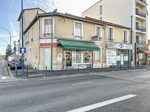 À vendre 1995000 EUR à Choisy-Le-Roi : immeuble de 360m2