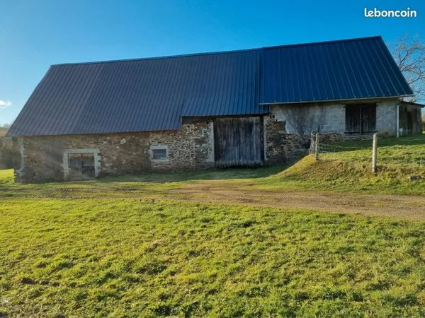 Local d’activité et entrepôt Vente Naves  200m² 55000€