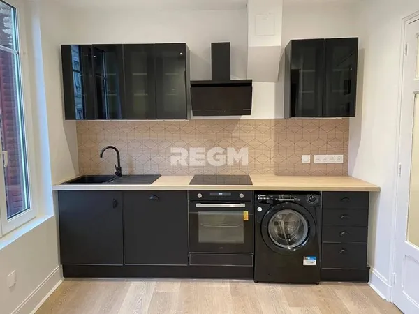 Appartement T3 Rénové avec Goût Hyper Centre de Troyes