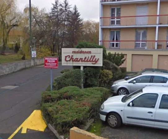 F2 dans Résidence