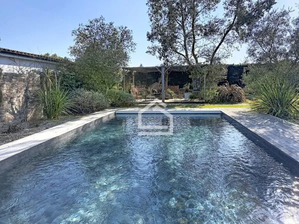 Saint Médard en Jalles - Exclusivité - Maison familiale avec