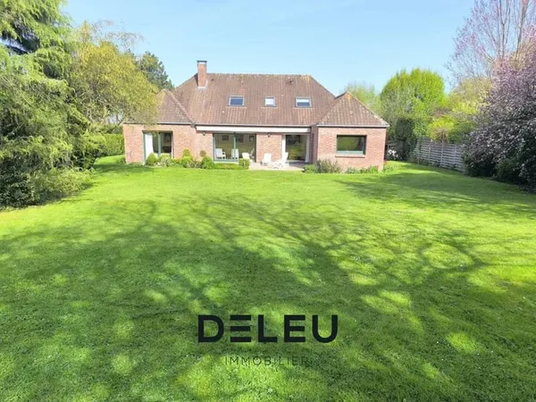 Maison 7 pièces 185 m²