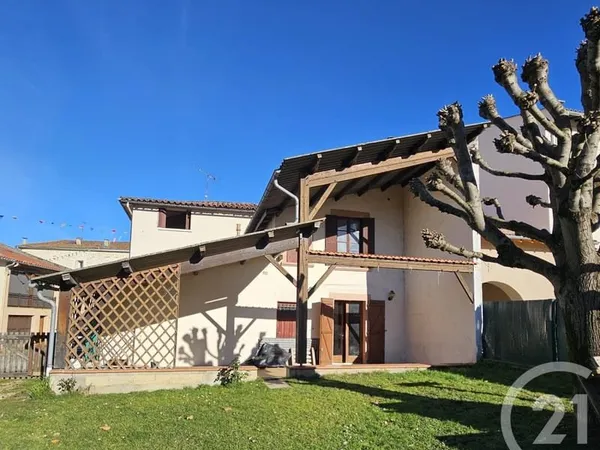 Maison 14 pièces 211 m²
