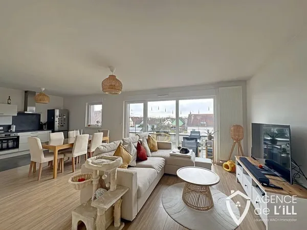 Appartement 3 pièces en attique, résidence récente