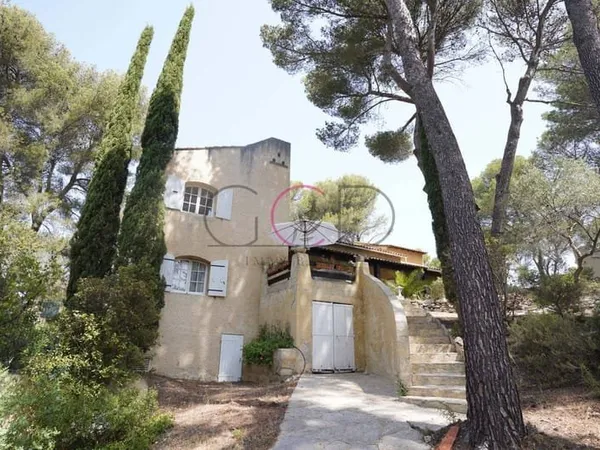 Maison 7 pièces 175 m²