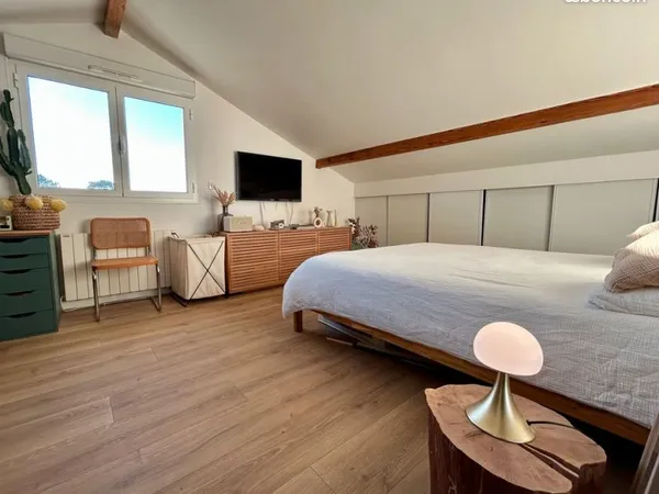 Appartement Duplex T3 mansardé - 101 m² de surface au sol / 64 m² Loi Carrez - Bidart