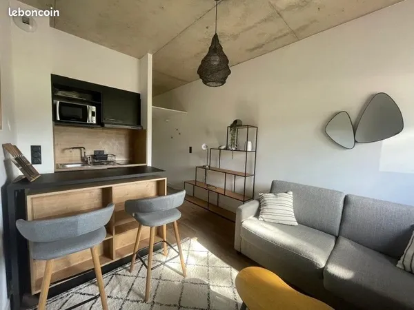 Studio 1 pièce 18 m²