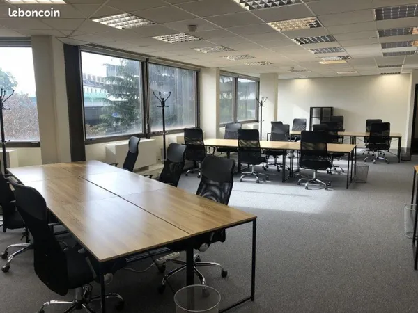 Bureaux 64 m²