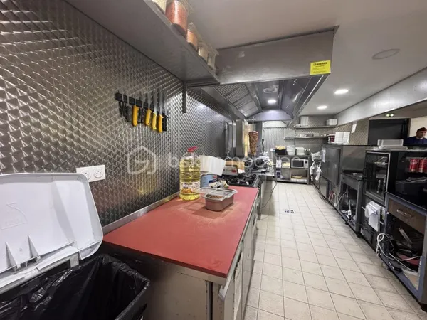 Fonds de commerce 165 m²