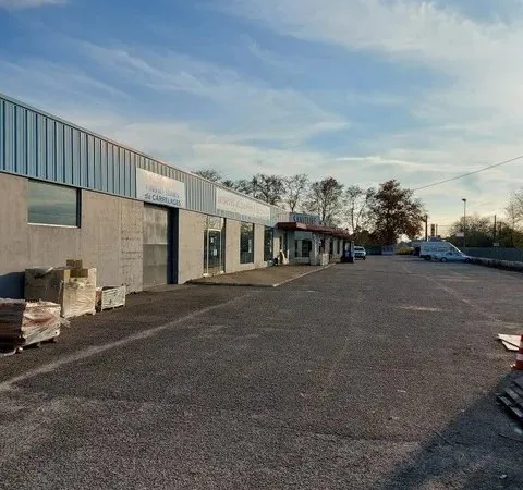 Commerce Vente Roussillon 7p 1222m² 1140000€