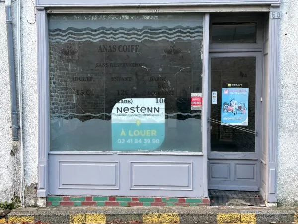 À louer - Local professionnel en plein coeur de Baugé