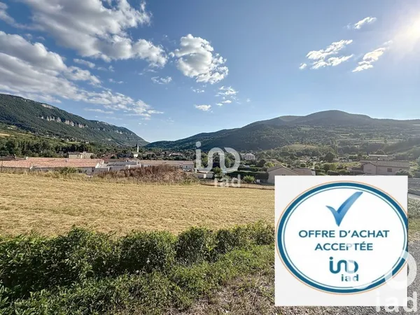 Terrain 3000 m²