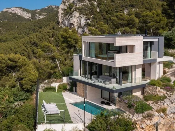 Villa 6 pièces 210 m²