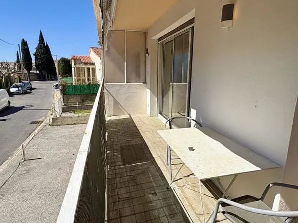 Appartement T3 bénéficiant d'un emplacement privilégié à Ban