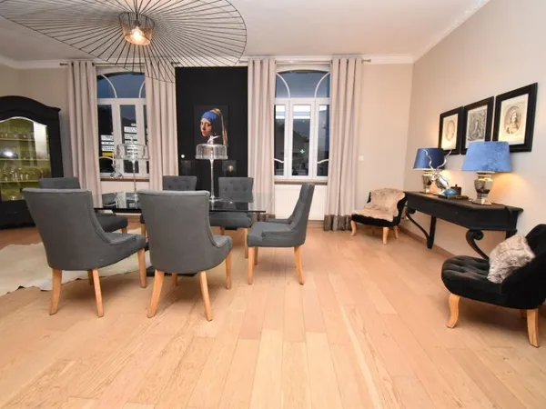 Maison 8 pièces 183 m²