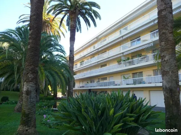 Studio / T1 25m² + terrasse 12 m² Quartier Montrose/Californie