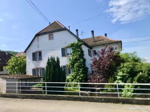 Grande maison proche transports et commodités