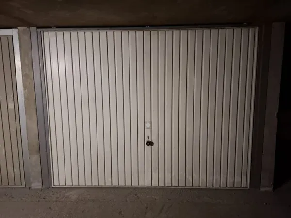 GARAGE EN SOUS-SOL - RUE DUGUESCLIN