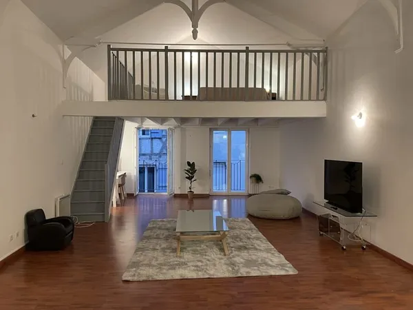 AGEN HYPER CENTRE - APPARTEMENT TYPE 'LOFT'