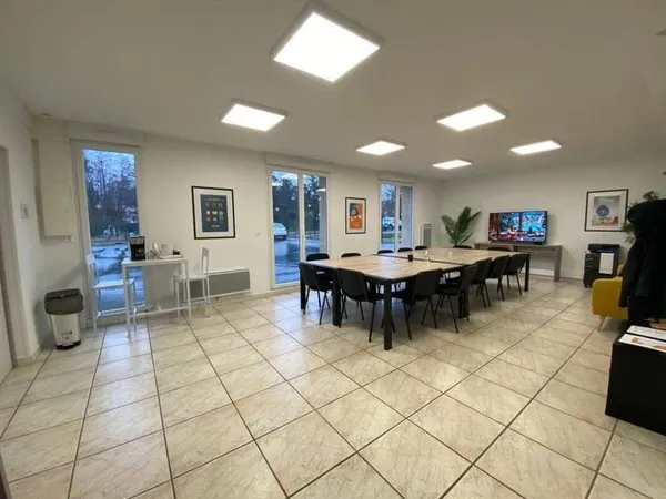 Bureaux 120 m²