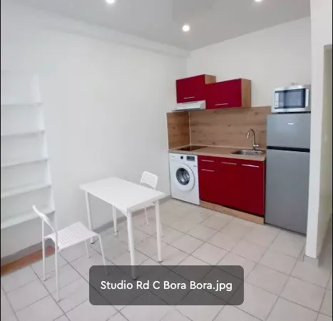 Studio / 18m² / Cergy Préfecture (RER A)