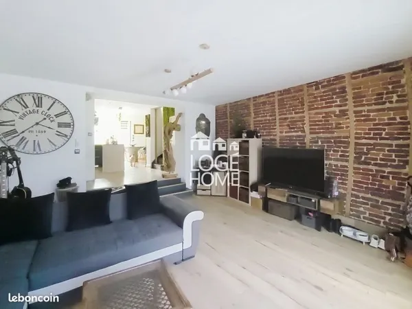 Maison 9 pièces 111 m²