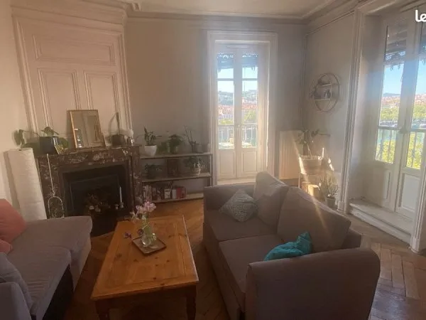 Chambre à louer duplex hypercentre de Lyon vue sur le Rhône