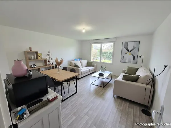 Appartement Checy 3 pièce(s) 67.74m2 - séjour - 2 chambres - 2 parkings -