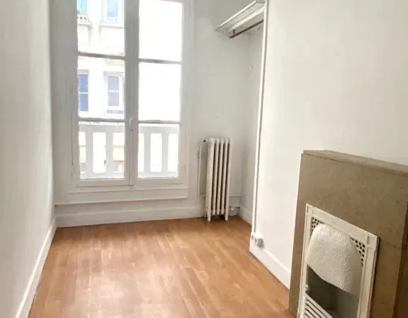 Bureaux 1 pièce 9 m²