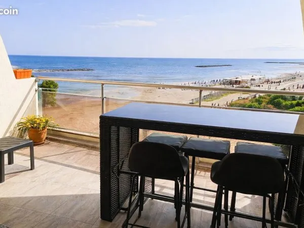 Studio vue mer - 1er rang - accès direct plage - terrasse 9 m² - parking privé