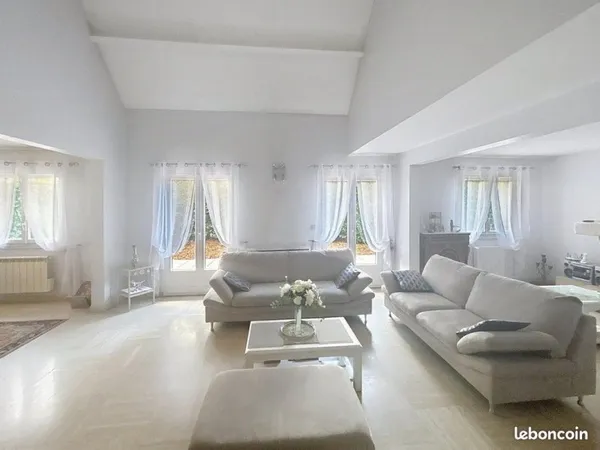 Maison 7 pièces 156 m²