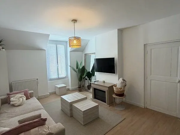 Maison rénovée + suite indépendante avec sauna & jacuzzi
