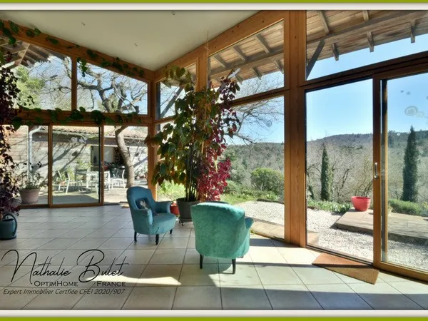 Propriété contemporaine en pleine nature - 250 m² - Havre de paix proche Saint-Chinian