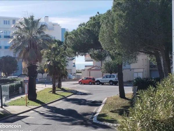 Studio 1 pièce 21 m²