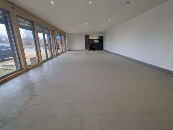 Immobilier Professionnel à vendre Wadelincourt