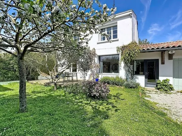 Maison 5 pièces 137 m²