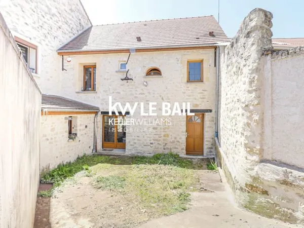 Charmante maison en pierre avec un Hangar à Seraincourt