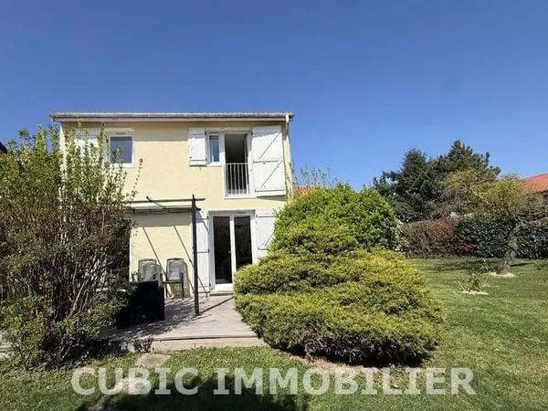 Maison 4 pièces 102 m²