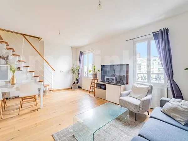 CHARENTON ÉCOLES : 3 pièces de 73m2 au sol (53m2 loi Carrez)