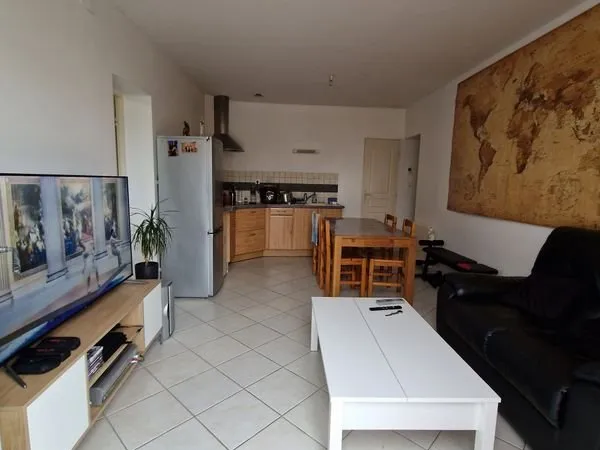 Loue appartement T2 très bon état St Martin de la Place à 10mn Saumur, Doué, Longué, Beaufort