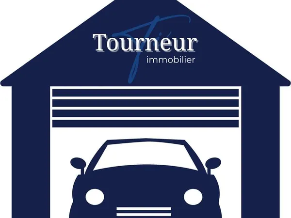 SIX FOURS LES PLAGES A 200M DU CENTRE VILLE GARAGE FERME EN