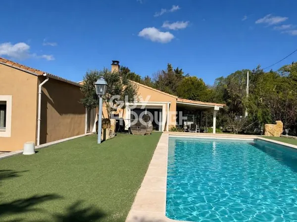 Maison Velleron 5 pièces 126 m2 avec piscine et garage à Velleron 84740