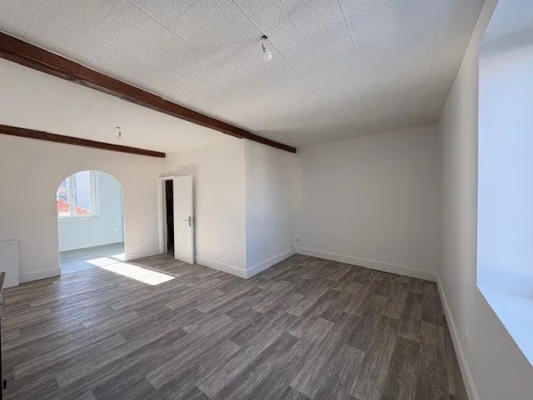 APPARTEMENT 3 PIECES // RENOVE // TASSIN