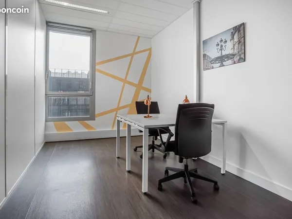 Bureau privé à louer pour 2 personnes à BORDEAUX HQ, Ravezies