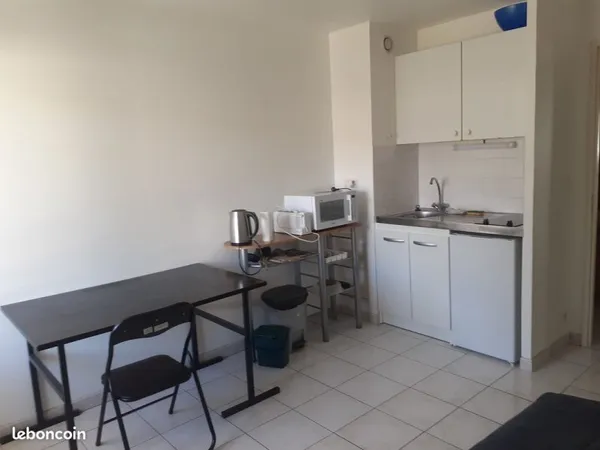 Studio meublé